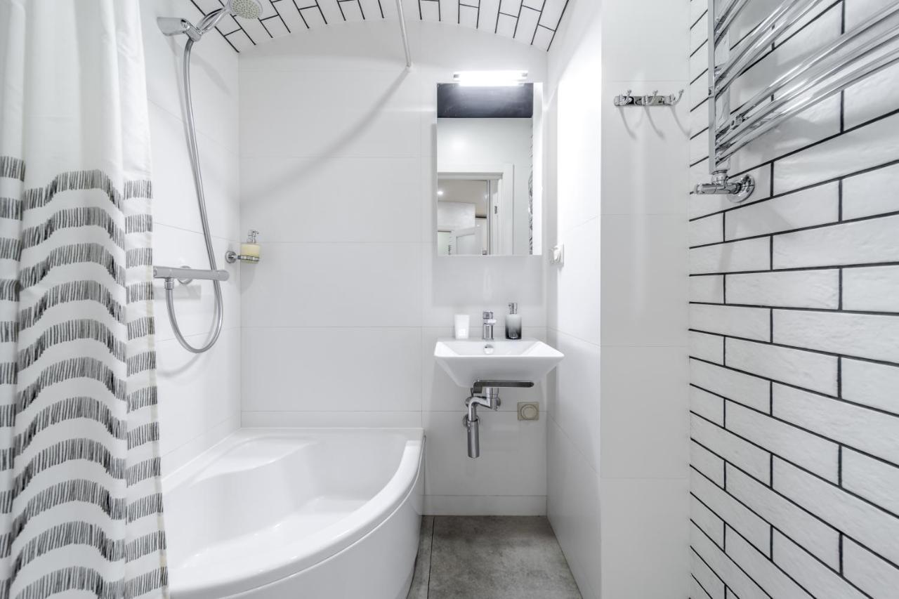 Inshiapartments On Knyazya Romana شقة إلفيف